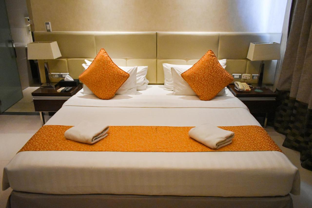 Mg Grand Hotel 奥隆阿波 外观 照片