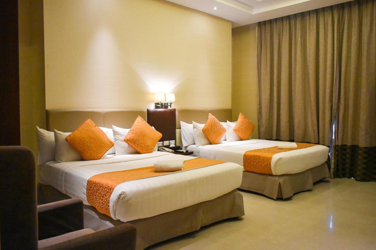 Mg Grand Hotel 奥隆阿波 外观 照片