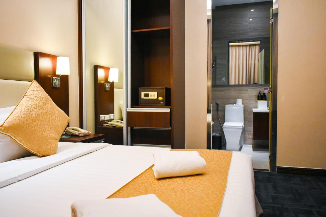 Mg Grand Hotel 奥隆阿波 外观 照片