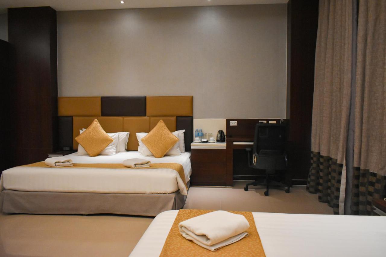 Mg Grand Hotel 奥隆阿波 外观 照片