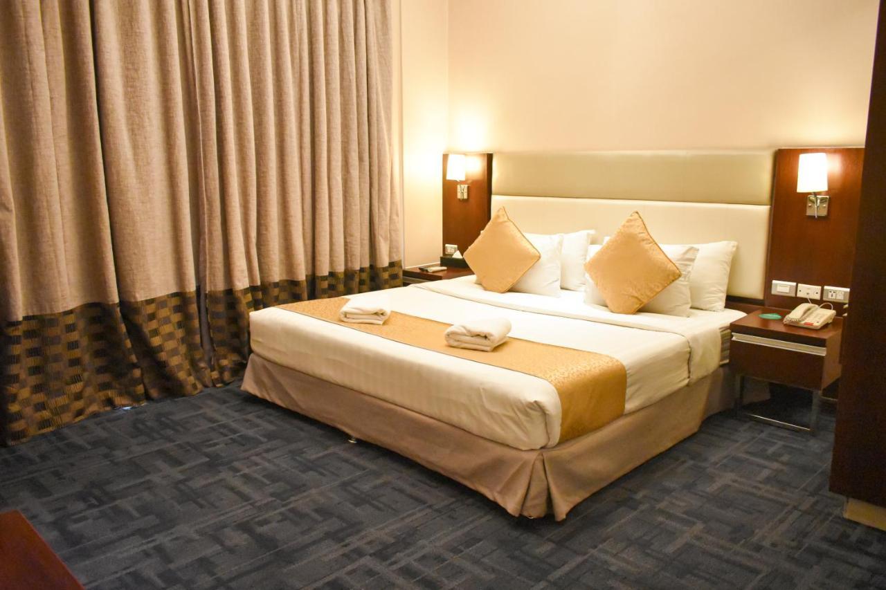 Mg Grand Hotel 奥隆阿波 外观 照片